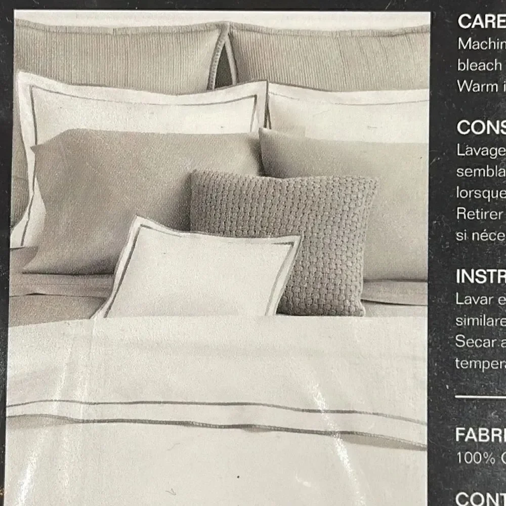 Lauren Ralph Lauren Spencer border sateen one king sham 20”x36”